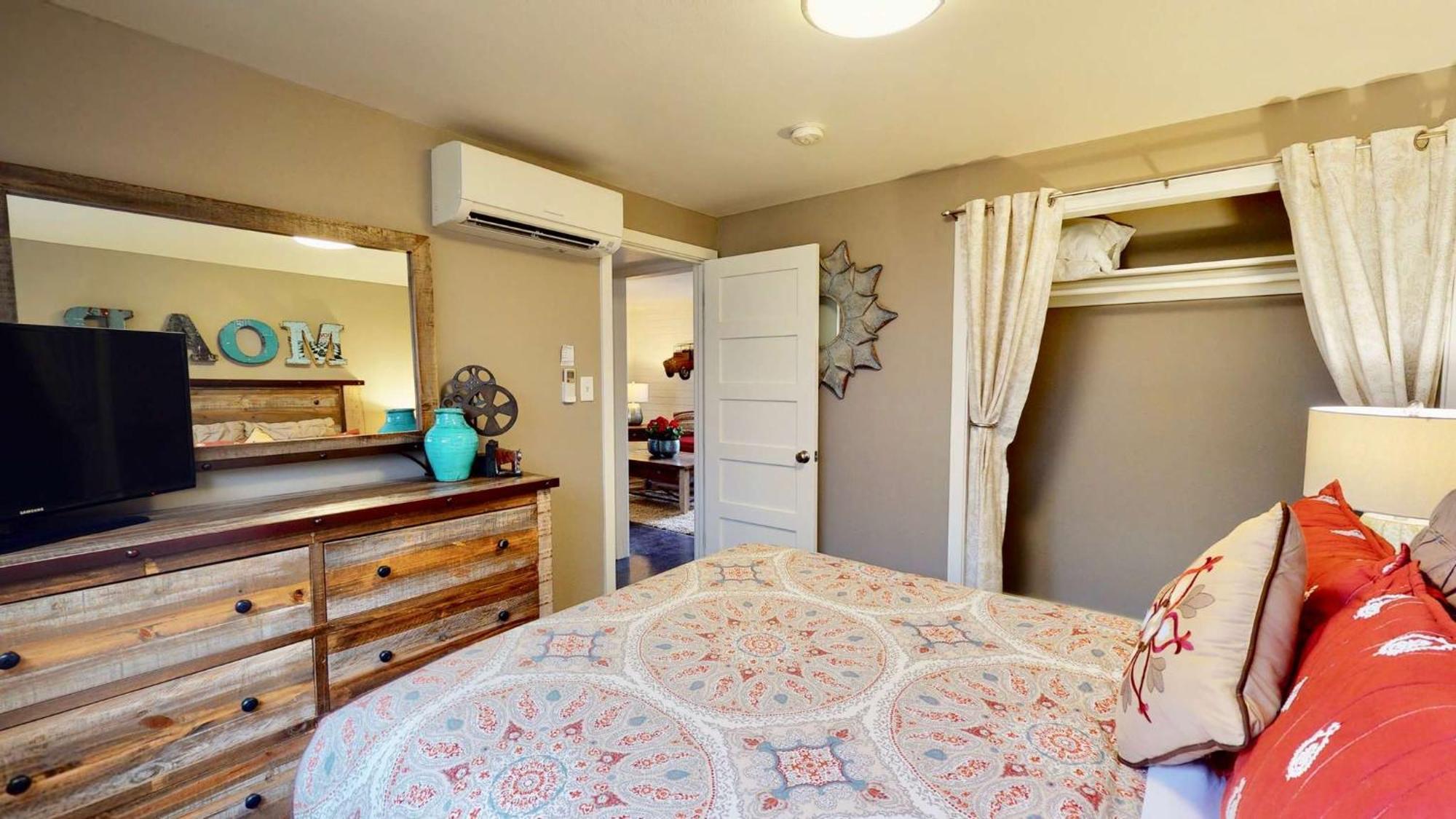 Downtown Cozy Base - Purple Sage 2 * Moab